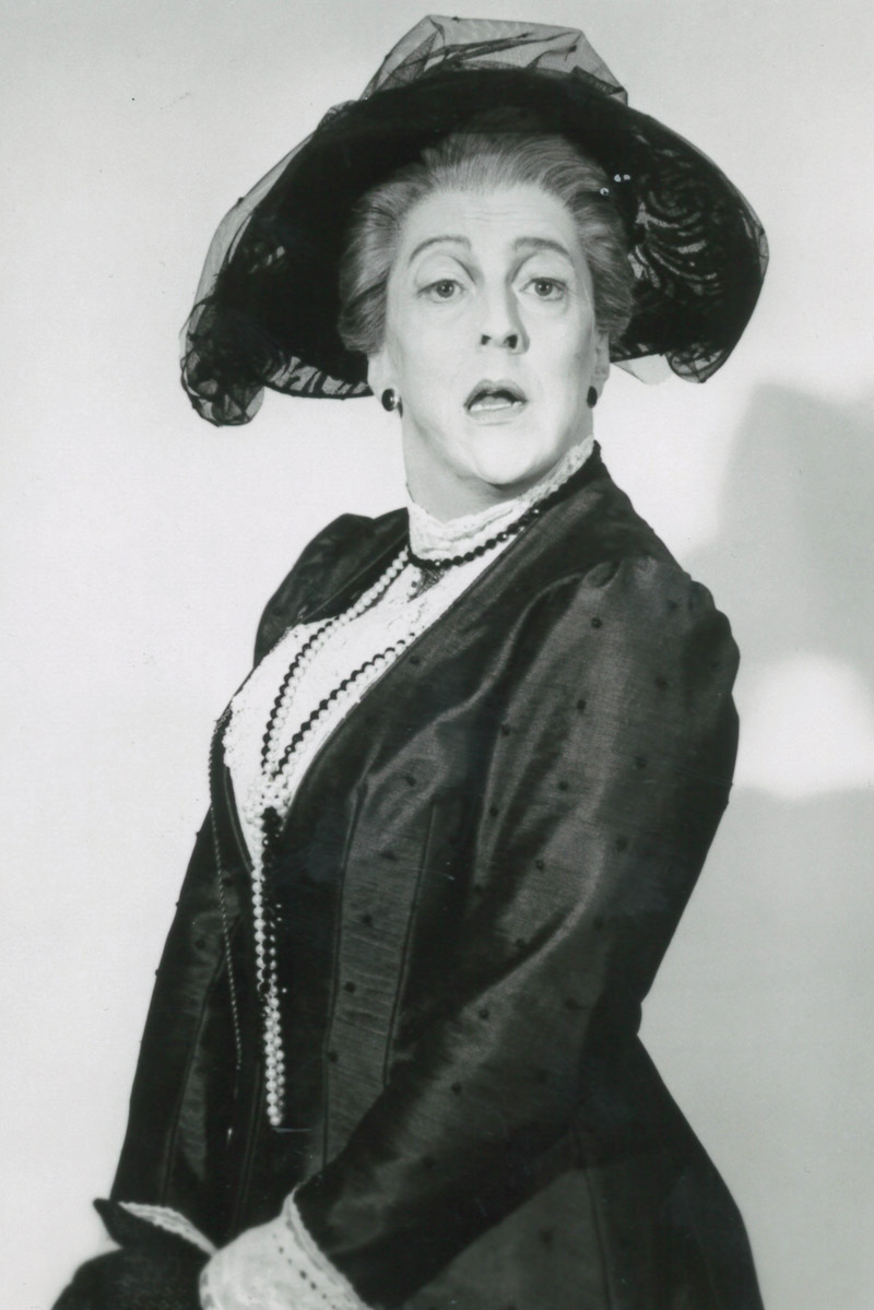 lady-bracknell-5